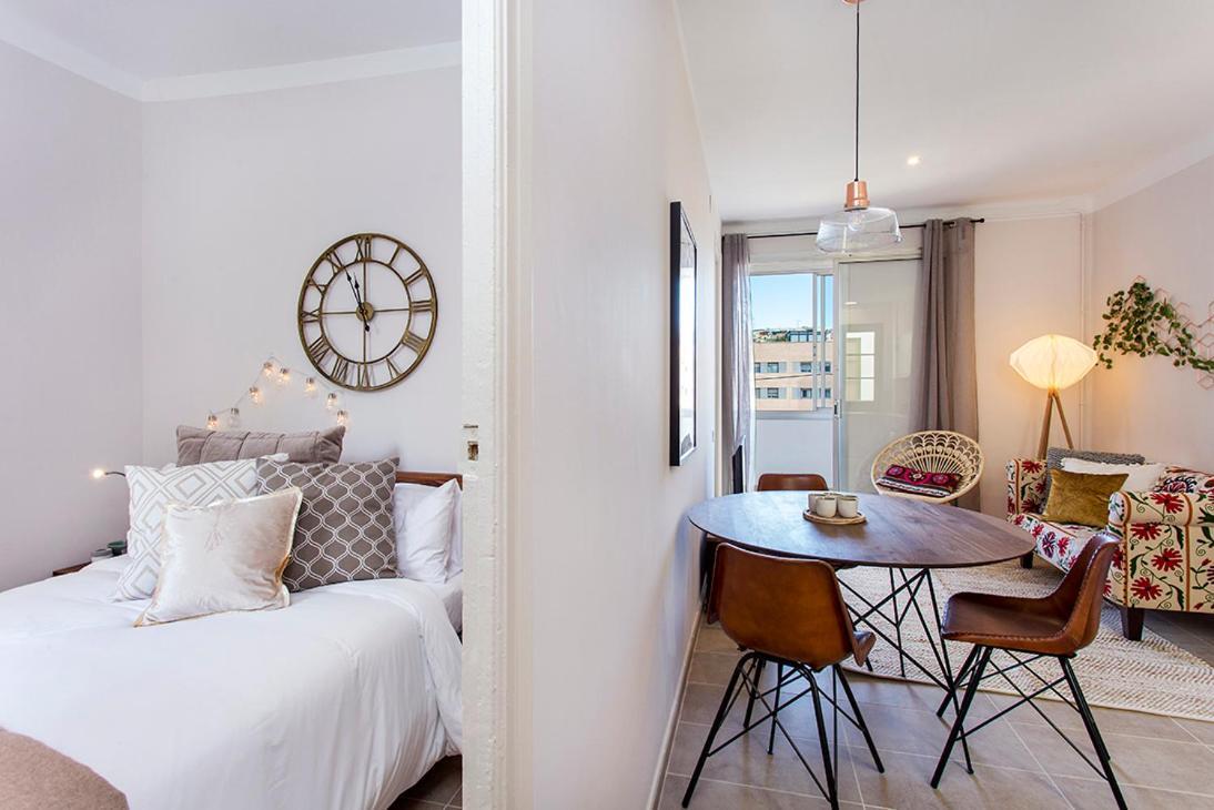 Stay U-Nique Apartments Fira Bcn Оспиталет-де-Льобрегат Номер фото